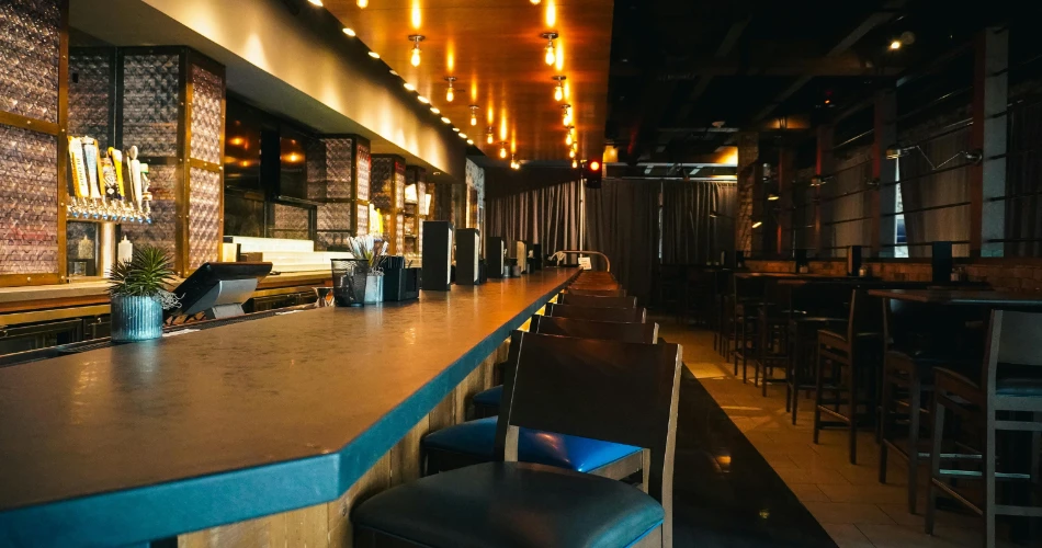 Alameda Nightlife Guide: Where to Go After Dark in Alameda, CA