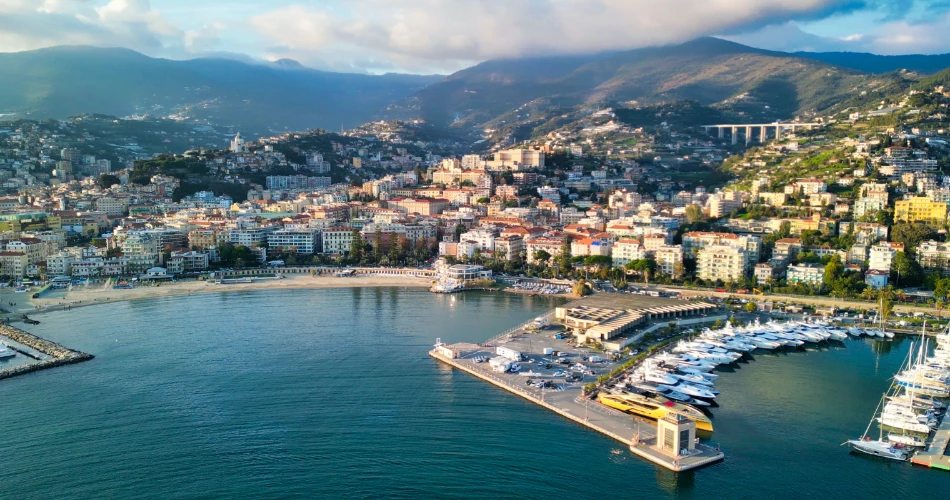 Ultimate Travel Guide to Alameda: Best Places to Visit & Explore