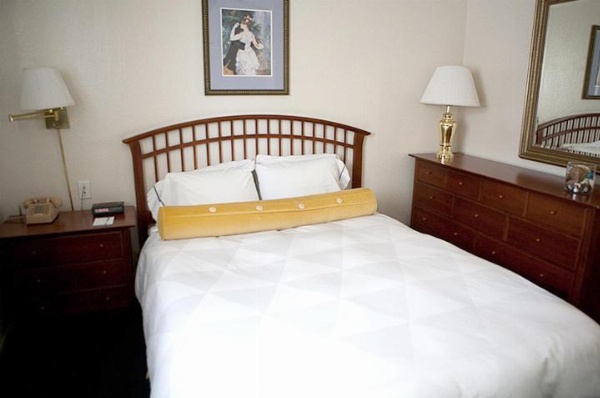 Coral Reef Inn & Condo Suites image 1