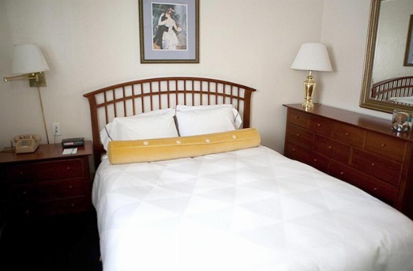 Coral Reef Inn & Condo Suites image 23